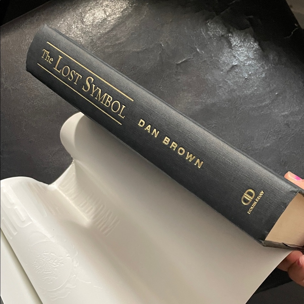 The Lost Symbol by Dan Brown Hardcover used book FIRST EDITION - Picture 16 of 16